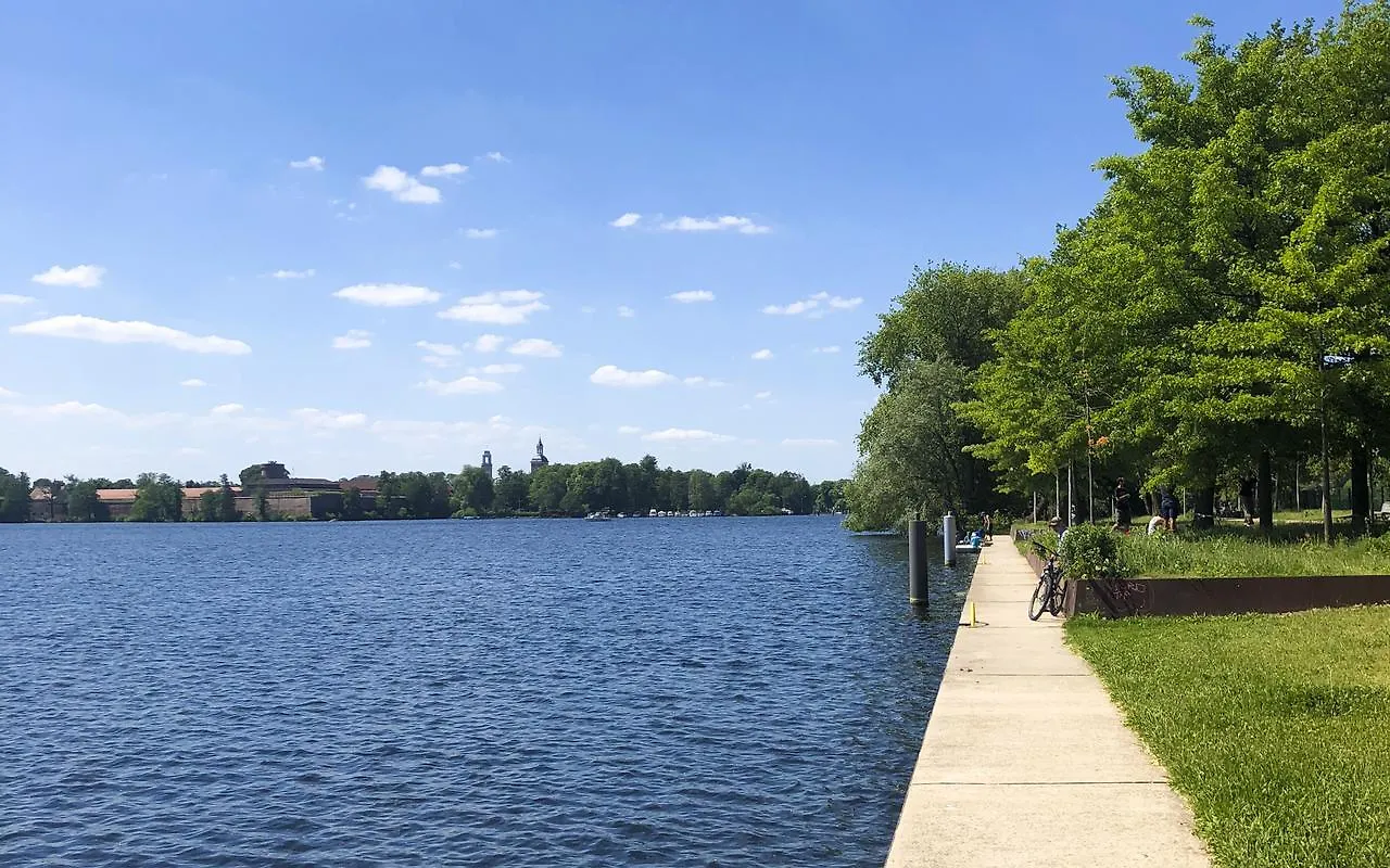 Aparthotel Park Penthouses Insel Eiswerder Berlin